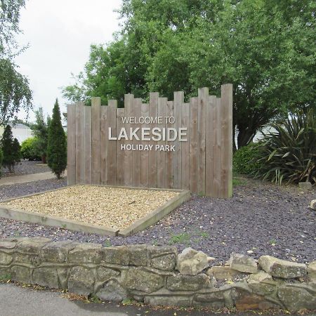 Chichester Lakeside Self-Catering Holiday Home Екстериор снимка