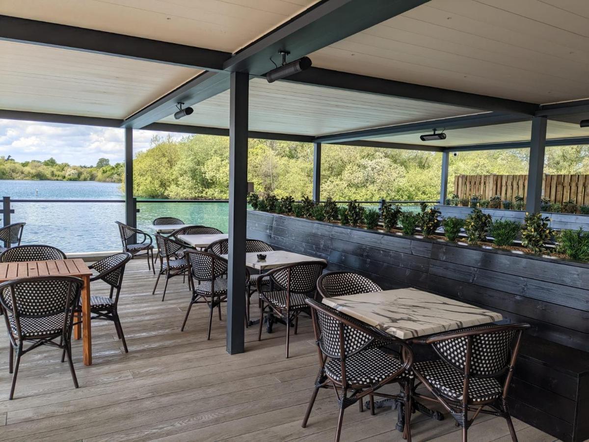 Chichester Lakeside Self-Catering Holiday Home Екстериор снимка